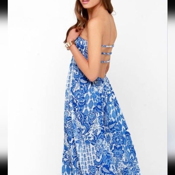Sleevless, open striped back maxi dress - Picture 1 of 10